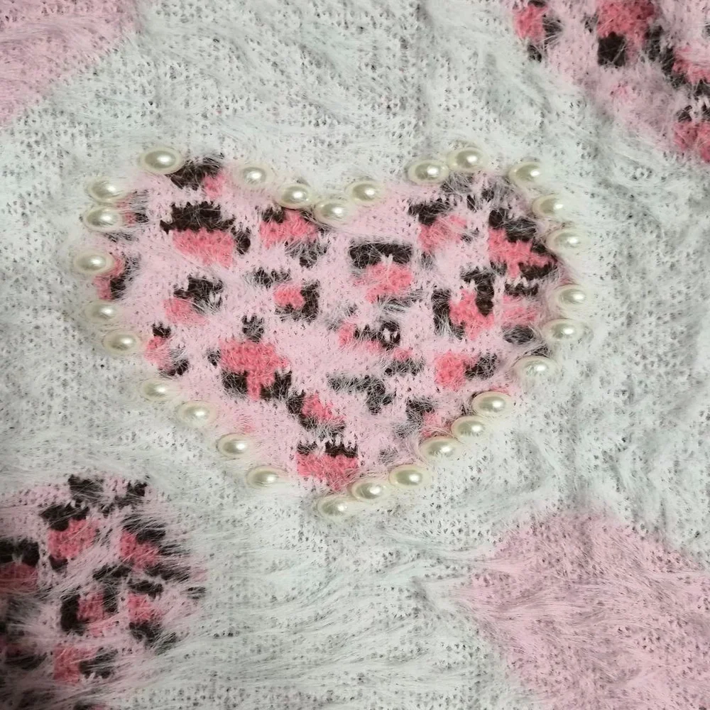 Pink and White Leopard Print Heart Pattern Women's Sweater Size X Large NWOT